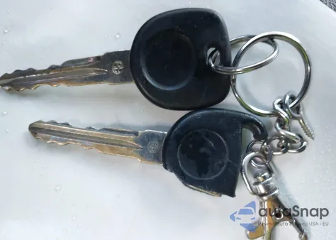 2008 Chevrolet Express Work Van z USA, uszkodzony, nr VIN 1GCGG25C381201907